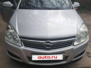 2013 Opel Astra H Рестайлинг, серебристый, 650000 рублей, вид 2