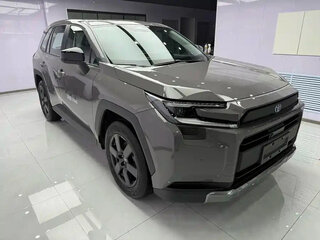 2026 Toyota RAV4 VI (XA60), зелёный, 4300025 рублей, вид 4