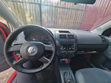 2006 Volkswagen Polo IV Рестайлинг, красный, 220000 рублей, вид 5