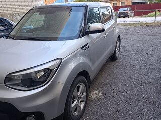 2018 Kia Soul II Рестайлинг, серый, 1475000 рублей, вид 1