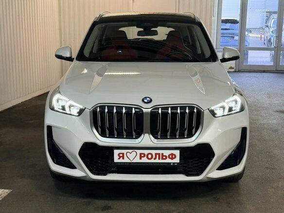 2025 BMW X1 25Li xDrive III (U11/U12), белый - вид 2