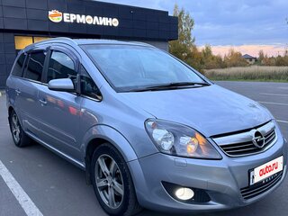 2008 Opel Zafira B Рестайлинг, серебристый, 395000 рублей, вид 3