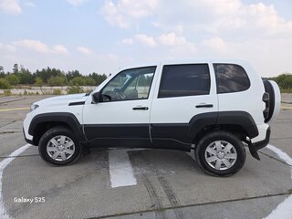 2021 Lada (ВАЗ) Niva Travel I, белый, 900000 рублей, вид 5