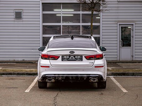 2019 Kia Optima IV Рестайлинг, белый, 1705000 рублей, вид 5