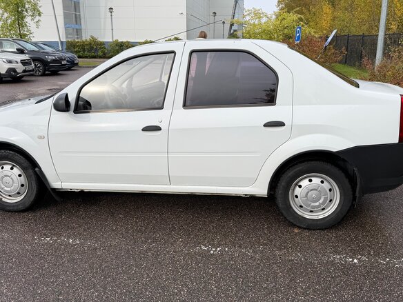 2011 Renault Logan I Рестайлинг, белый, 400000 рублей - вид 6