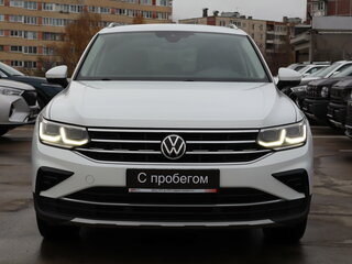 2021 Volkswagen Tiguan II Рестайлинг, белый, 2369000 рублей, вид 2