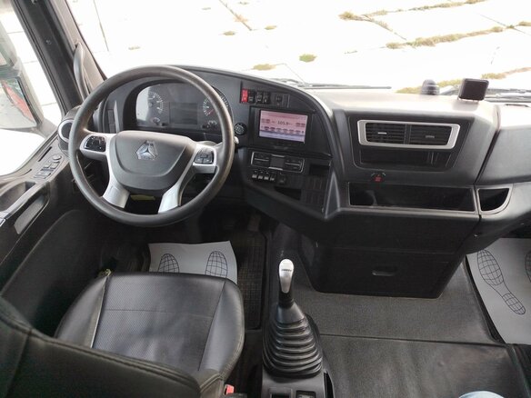 2023 Sinotruk Sitrak C7H, красный, 5110950 рублей - вид 4