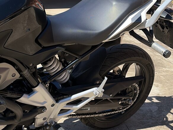 2019 BMW G 310 R, чёрный, 480000 рублей - вид 15