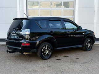 2011 Mitsubishi Outlander II Рестайлинг, чёрный, 930000 рублей, вид 5