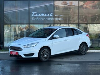 2013 Ford Focus III, белый, 660000 рублей, вид 1