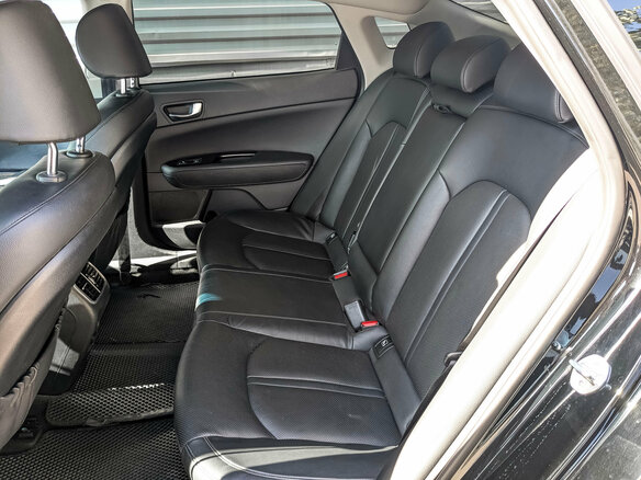 2019 Kia Optima IV Рестайлинг, чёрный, 1800000 рублей - вид 17