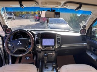 2015 Mitsubishi Pajero IV Рестайлинг 2, серебристый, 2207000 рублей, вид 5
