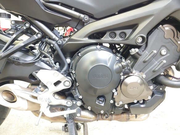 2018 Yamaha MT-09 Tracer (FJ-09), чёрный, 745000 рублей - вид 15