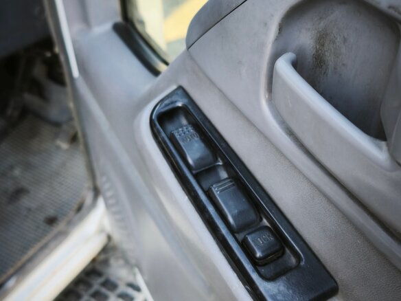 2005 Nissan Atlas, белый, 1250000 рублей - вид 14