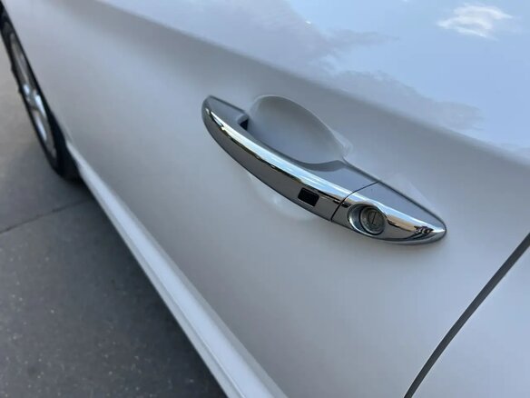 2018 Hyundai Sonata VII (LF) Рестайлинг, белый, 1900000 рублей - вид 13