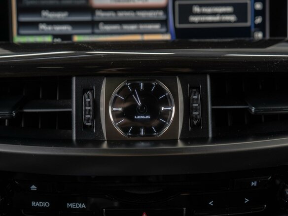 2018 Lexus LX 570 III Рестайлинг 2, серый, 9999999 рублей - вид 20