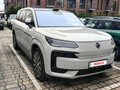 2025 Denza N9 46.9 kWh, серебристый, 7500000 рублей - вид 2