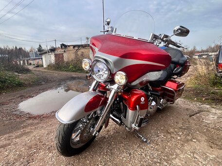 2008 Harley-Davidson Electra Glide, красный, 1200000 рублей, вид 1