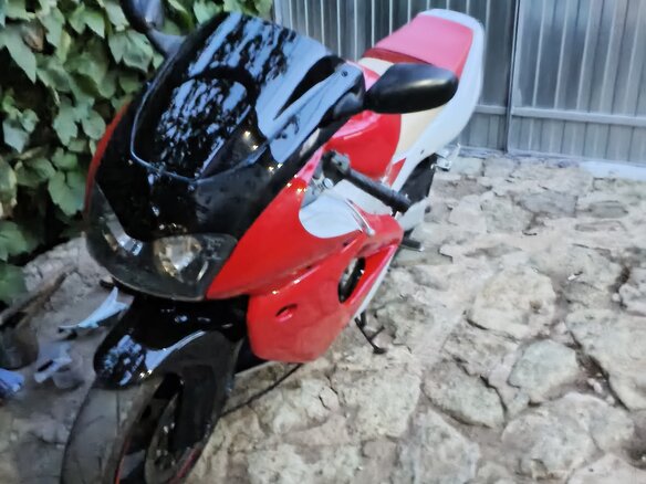 1997 Yamaha YZF1000R Thunderace, красный, 315000 рублей - вид 6
