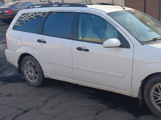 2003 Ford Focus I (North America), белый, 220000 рублей, вид 3