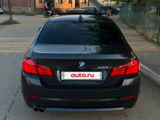 2011 BMW 5 серии 528i VI (F10/F11/F07), серый, 1750000 рублей, вид 3