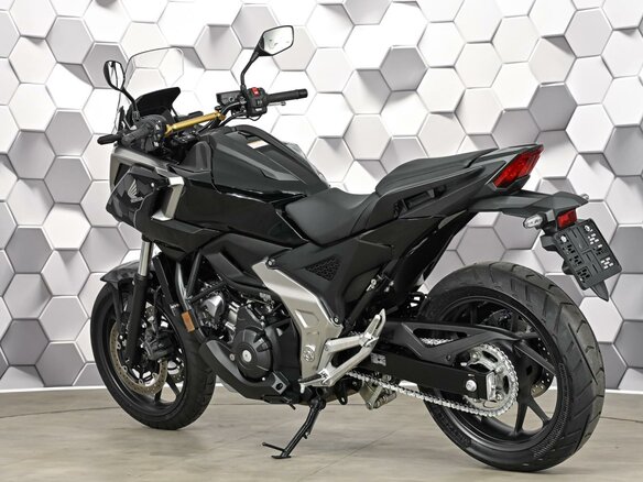 2025 Honda NC 750X, чёрный, 1299000 рублей - вид 7