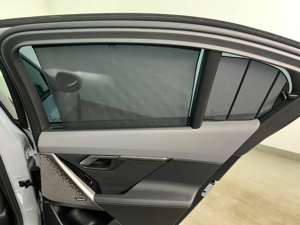 2026 BMW 5 серии 530i xDrive VIII (G60/G61/G68), серый - вид 12