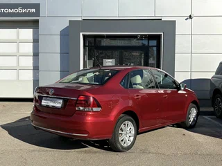 2015 Volkswagen Polo V, красный, 849000 рублей, вид 5