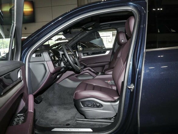 2025 Porsche Cayenne Coupé III Рестайлинг, синий, 15912000 рублей - вид 17