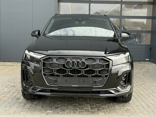 2024 Audi Q7 45 TFSI II (4M) Рестайлинг 2, чёрный, 7490000 рублей, вид 4
