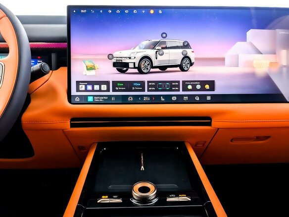 2026 Lynk & Co 900, серебристый, 9000000 рублей - вид 10