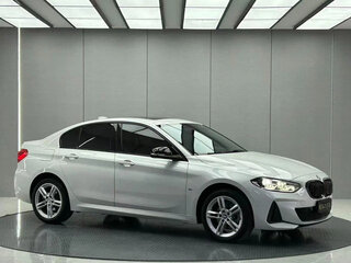 2022 BMW 1 серии 120i III (F52) Рестайлинг, белый, 1680000 рублей, вид 4