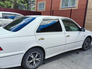2000 Toyota Vista V (V50) Рестайлинг, белый, 600000 рублей, вид 4