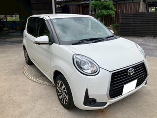 2022 Toyota Passo III Рестайлинг, белый, 699000 рублей, вид 3