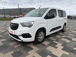 2022 Opel Combo XL E, белый, 1695000 рублей, вид 1