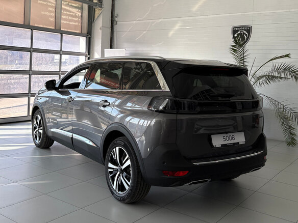 2026 Peugeot 5008 II Рестайлинг, серый, 4899000 рублей - вид 2
