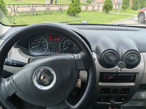 2012 Renault Logan I Рестайлинг, бежевый, 415000 рублей - вид 11
