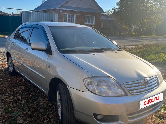 2004 Toyota Corolla IX (E120, E130) Рестайлинг, серебристый, 520000 рублей - вид 1