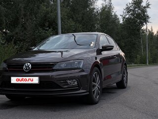 2015 Volkswagen Jetta VI Рестайлинг, коричневый, 1100000 рублей, вид 4