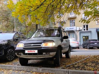 2003 Chevrolet Niva I, серебристый, 250000 рублей, вид 1