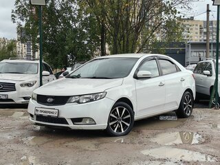 2013 Kia Cerato 6-speed II, белый, 589000 рублей, вид 1
