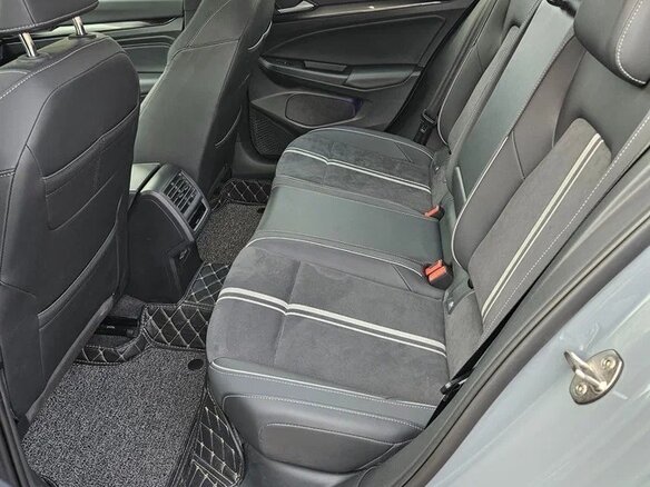 2022 Volkswagen Golf VIII, серый, 2120000 рублей - вид 12