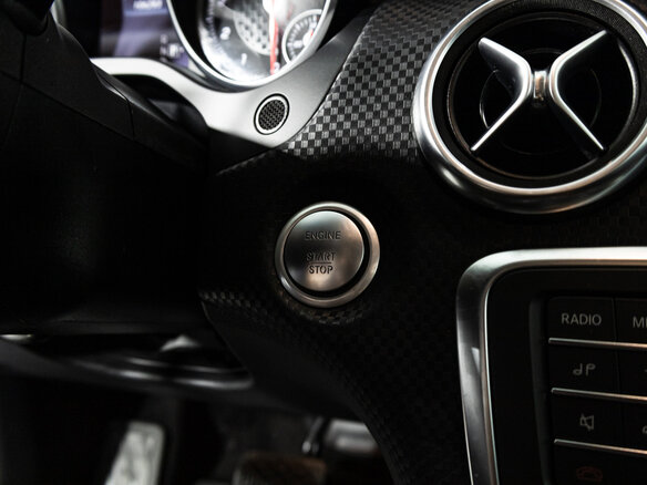 2016 Mercedes-Benz A-Класс 180 III (W176) Рестайлинг, голубой - вид 16