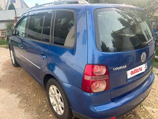2010 Volkswagen Touran I Рестайлинг, синий, 850000 рублей, вид 5