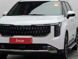 2024 Kia Carnival IV Рестайлинг, белый, 6411670 рублей, вид 2