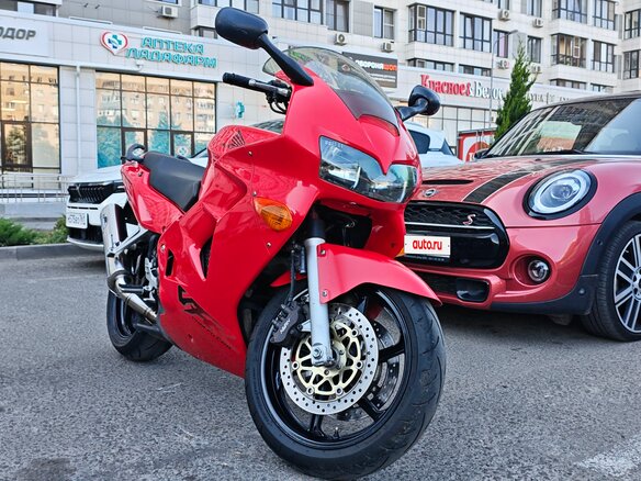 1998 Honda VFR 800, красный, 350000 рублей - вид 1