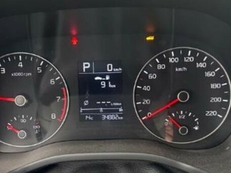 2022 Kia Rio IV Рестайлинг, чёрный, 1120000 рублей, вид 4