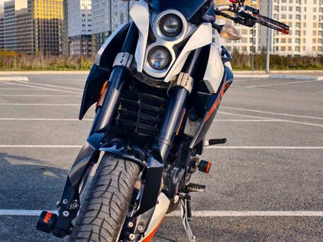 2008 KTM 690 Duke, белый, 390000 рублей, вид 4