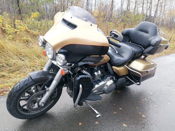 2017 Harley-Davidson Electra Glide, золотистый, 1299000 рублей