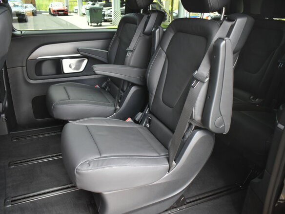 2024 Mercedes-Benz V-Класс Long 300 d длинный III (W447) Рестайлинг 2, чёрный, 12690000 рублей - вид 16